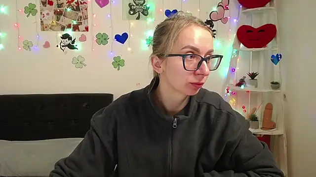 Snapshot of VasilisaSii chatting on 19, 3, 2025 VasilisaSii online show from 19, 3, 2025