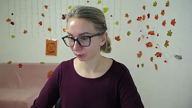 Snapshot of VasilisaSii chatting on 22, 11, 2025 VasilisaSii online show from 22, 11, 2025