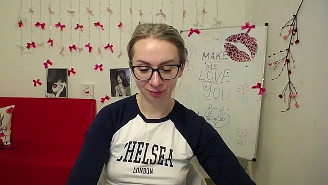 Snapshot of VasilisaSii chatting on 27, 2, 2026 VasilisaSii online show from 27, 2, 2026