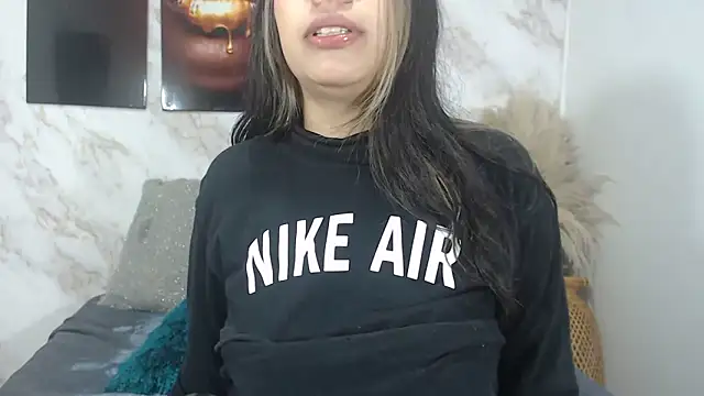 JESSYCHERNOBIL online show from 5, 10, 2025