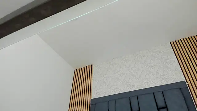 candela collinss online show from 21, 11, 2025