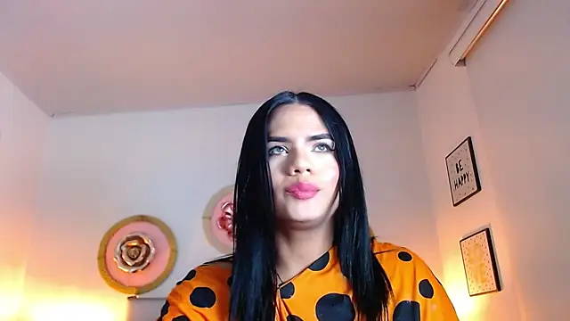 zoe hecate sexx online show from 6, 7, 2026
