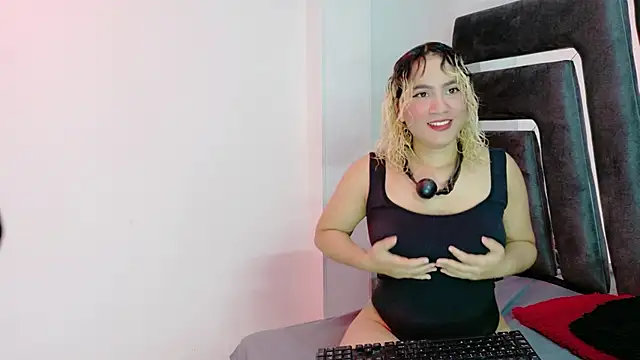 AliceandMax online show from 5, 12, 2025