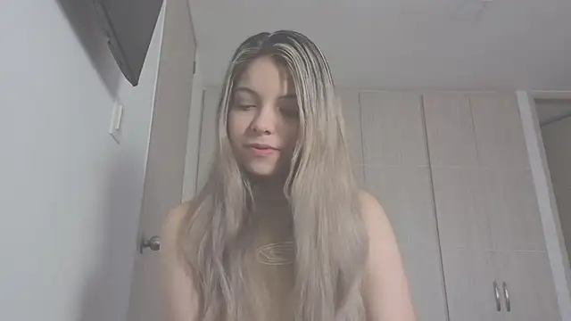 andreau18 online show from 17, 12, 2025