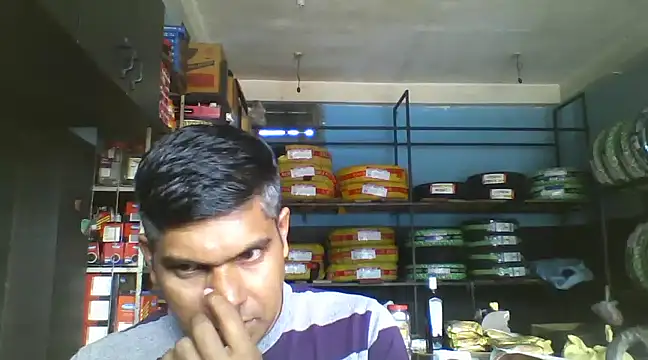 roundbunny online show from 4, 12, 2024