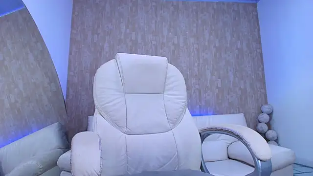 Snapshot of meggan_77 chatting on 13, 3, 2025 meggan 77 online show from 13, 3, 2025