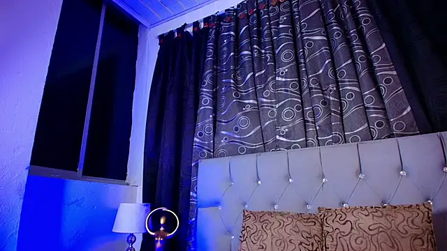 Snapshot of meggan_77 chatting on 24, 10, 2025 meggan 77 online show from 24, 10, 2025