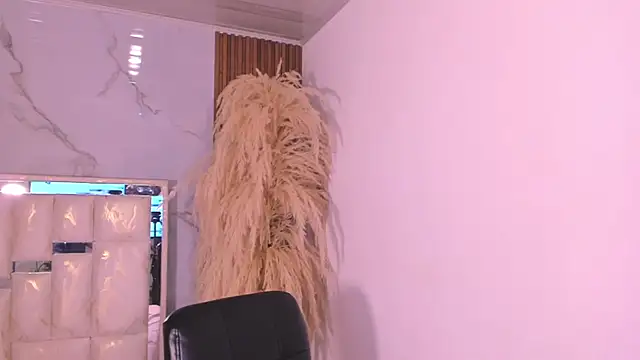 Keila Mendoza online show from 8, 3, 2026