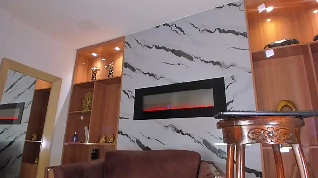 Keila Mendoza online show from 27, 11, 2025