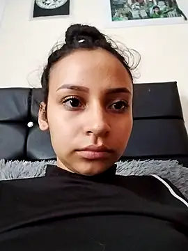 emma ambar online show from 28, 10, 2025