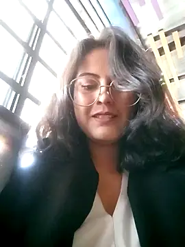 lara moon25 online show from 13, 12, 2024