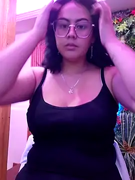 lara moon25 online show from 7, 11, 2025