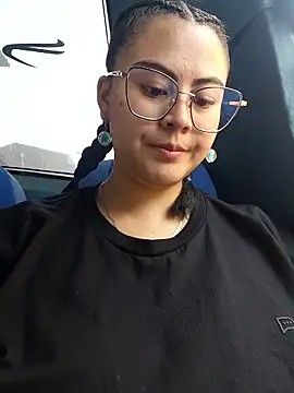 lara moon25 online show from 9, 1, 2026