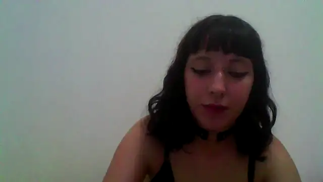 Snapshot of lilmisslithiun chatting on 1, 2, 2025 lilmisslithiun online show from 1, 2, 2025
