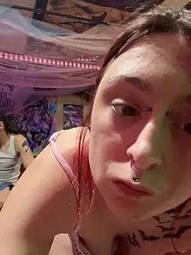 NovaLove2002 online show from 3, 3, 2025