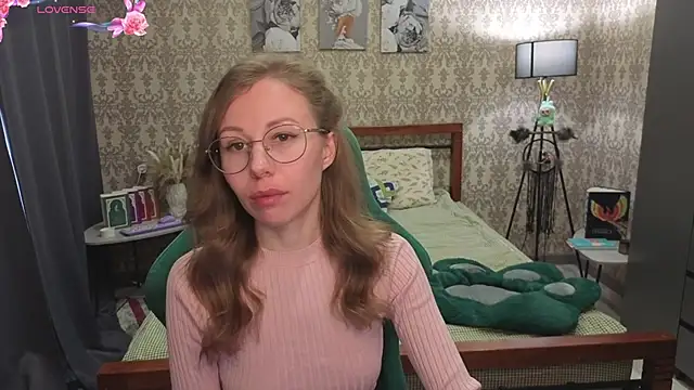 Lill Mary online show from 4, 3, 2026