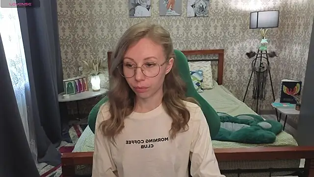 Lill Mary online show from 5, 3, 2026