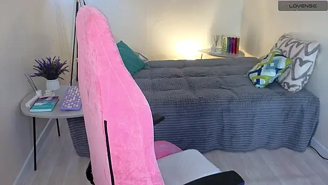 Lill Mary online show from 13, 3, 2025