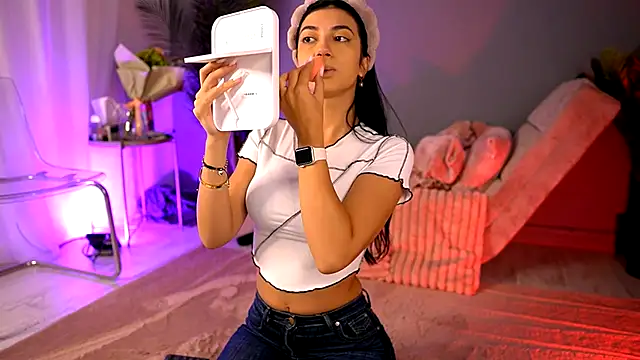 BetsyGonzale online show from 24, 9, 2025