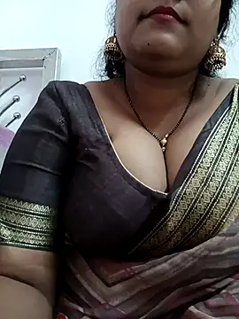 Nyra-23 online show from 11, 11, 2025