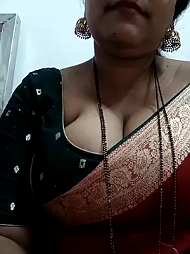 Nyra-23 online show from 9, 11, 2025