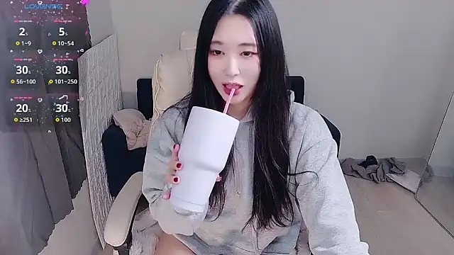 who Lilly online show from 20, 11, 2025