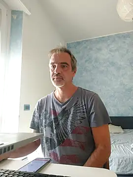 Marcolino183 online show from 3, 10, 2025