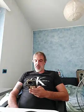 Snapshot of Marcolino183 chatting on 15, 6, 2026 Marcolino183 online show from 15, 6, 2026