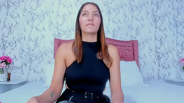 Mia Malkovaa  online show from 27, 2, 2026