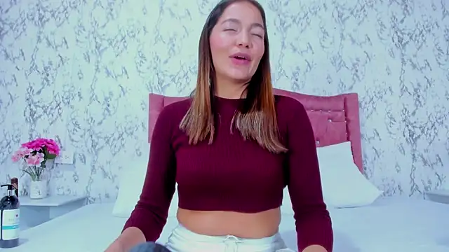 Mia Malkovaa  online show from 10, 2, 2026