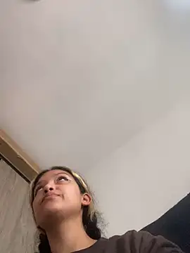 baby lizy online show from 12, 9, 2025