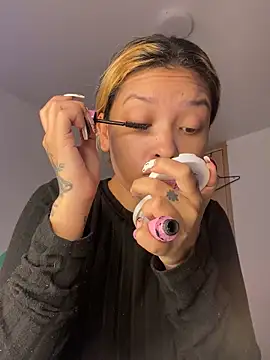 baby lizy online show from 5, 10, 2025