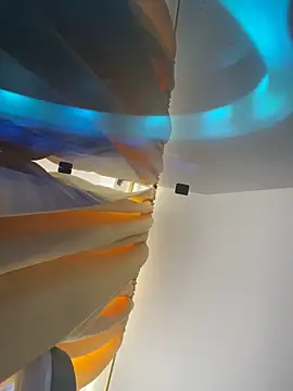 baby lizy online show from 11, 9, 2025