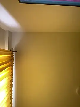 baby lizy online show from 4, 11, 2025