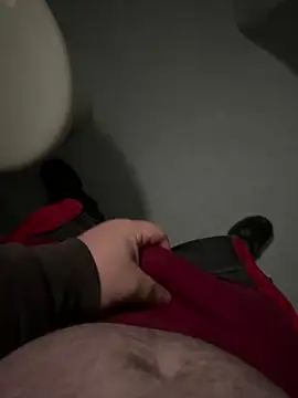 Snapshot of lescoquin2215 chatting on 16, 2, 2026 lescoquin2215 online show from 16, 2, 2026