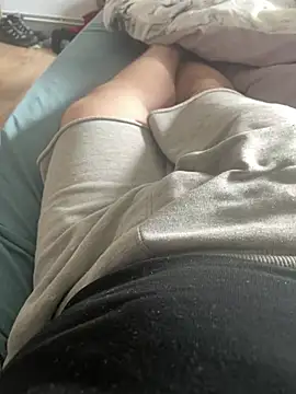 Snapshot of lescoquin2215 chatting on 24, 12, 2024 lescoquin2215 online show from 24, 12, 2024