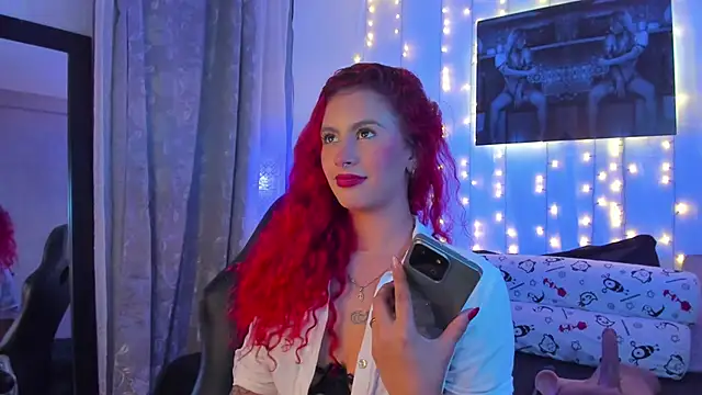 Sophiee Hill online show from 10, 1, 2025