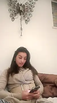 AlexandraMello29 online show from 3, 12, 2024