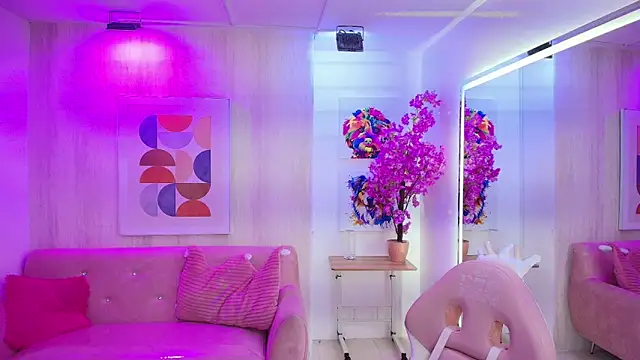 Gabby evanns online show from 2, 10, 2025