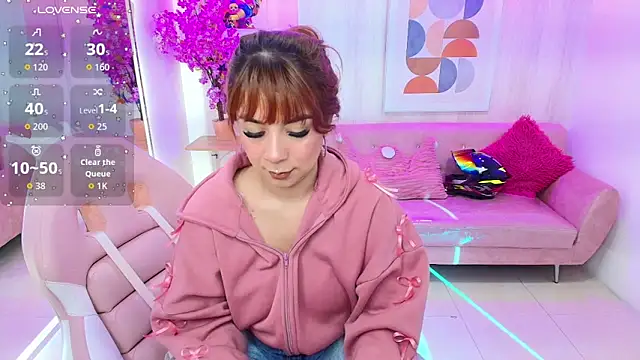 Gabby evanns online show from 13, 10, 2025