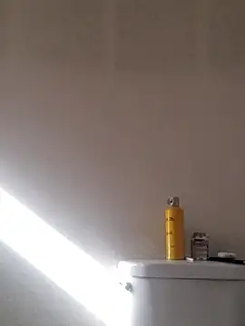 LargeDominoes online show from 6, 4, 2026