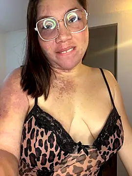 WhiteWomen online show from 7, 10, 2025