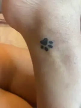 WhiteWomen online show from 24, 9, 2025