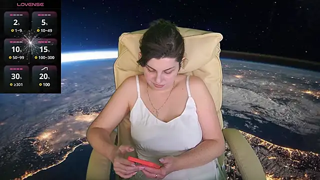 Snapshot of MirandaWong chatting on 23, 2, 2025 MirandaWong online show from 23, 2, 2025