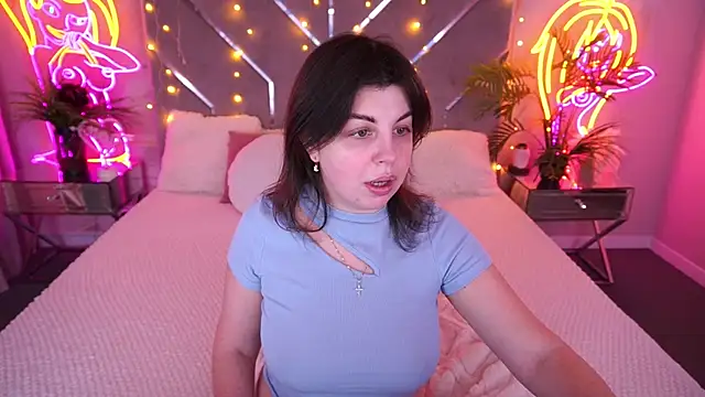 Snapshot of MirandaWong chatting on 25, 2, 2026 MirandaWong online show from 25, 2, 2026