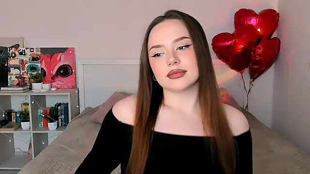 LittleKiitten online show from 7, 6, 2026