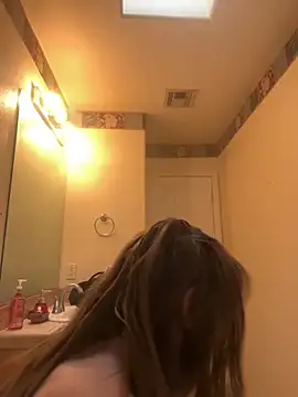 Snapshot of Johndoe2292 chatting on 22, 11, 2025 Johndoe2292 online show from 22, 11, 2025