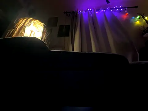 Snapshot of Johndoe2292 chatting on 25, 11, 2025 Johndoe2292 online show from 25, 11, 2025