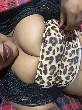 Snapshot of vic_pretynhaa chatting on 14, 10, 2025 vic pretynhaa online show from 14, 10, 2025