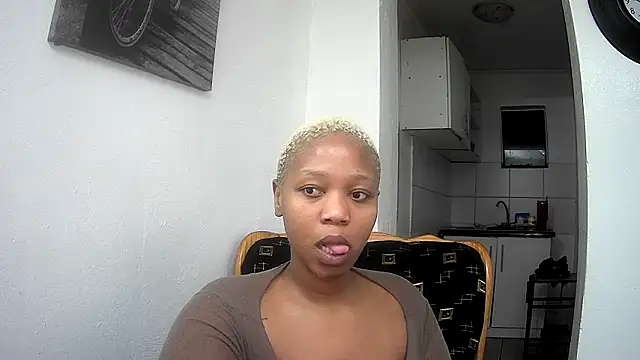 GoldenPussyXOXO online show from 9, 3, 2026